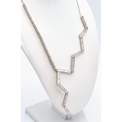 85 - A Unique 18K White Gold Diamond Zig-Zag Necklace. On one side 36 quality small round cut diamonds - ... 