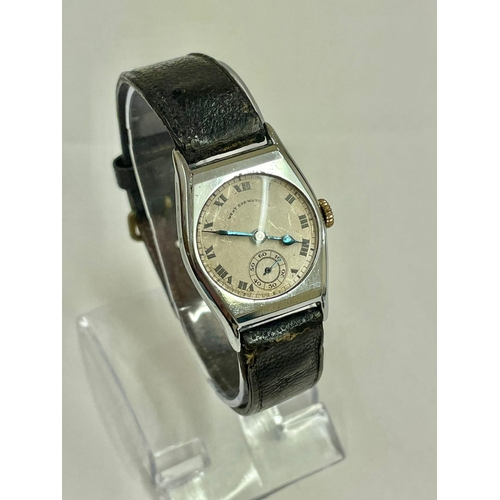 541 - Vintage west end wristwatch Working