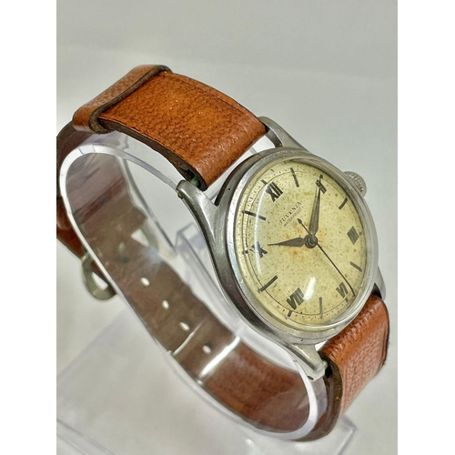 569 - Vintage gents Juvenia wristwatch Working