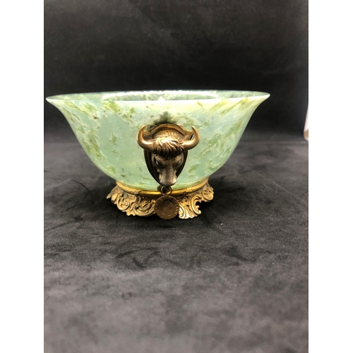 79 - STUNNING RUSSIAN SOLID SILVER SPINACH JADE DIAMOND BOWL.

Stunning bowl with bulls heads either side... 