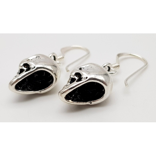 535 - A Pair of Silver Skull Drop Earrings. Perfect for Halloween.