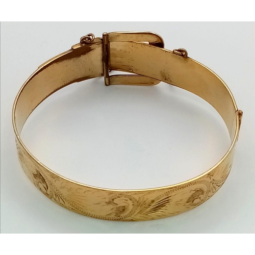 900 - A Very Good Condition Vintage 9 carat rolled gold buckle bracelet in original box.