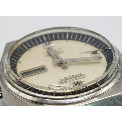 1018 - A Vintage Citizen Automatic Gents Watch. Stainless steel strap and case - 35mm. Two tone dial with d... 