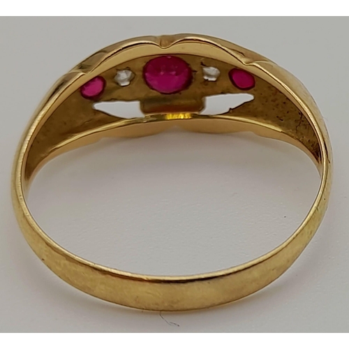 134 - 18K YELLOW GOLD VINTAGE DIAMOND & RUBY RING, WEIGHT 2.5G SIZE N