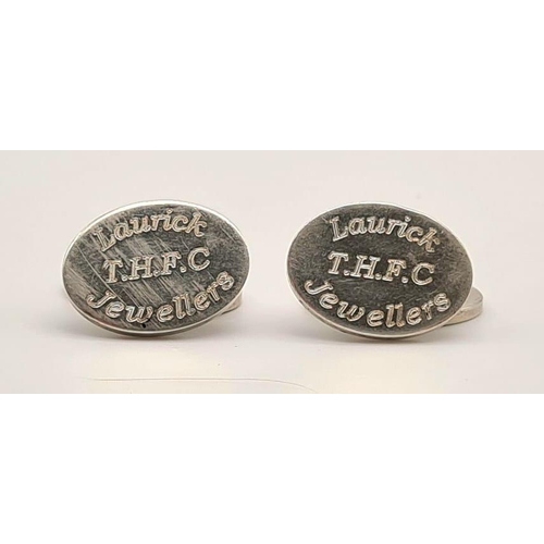 481 - A sterling silver Chian cufflinks engraved LAURICK jewellers THFC TOTTENHAN SPURS . Weight: 17.2 g.