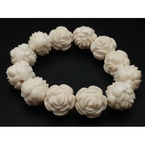 501 - A group of four fancy expandable bracelets