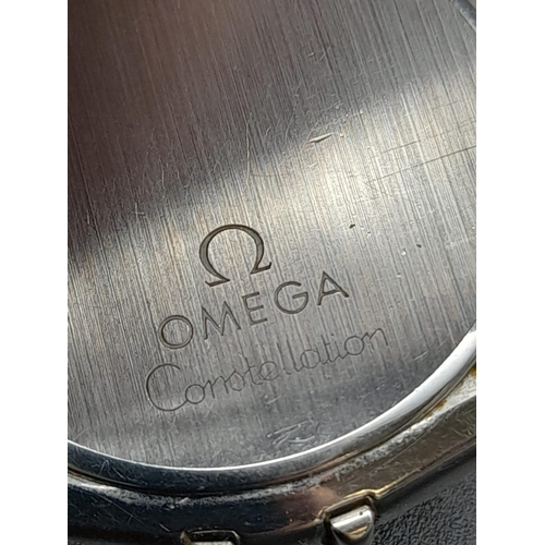 760 - OMEGA CONSTELATION QUARTZ BRACELET WATCH WITH ORIGINAL BOX AND PAPERS. 32mm. Needs batteries.