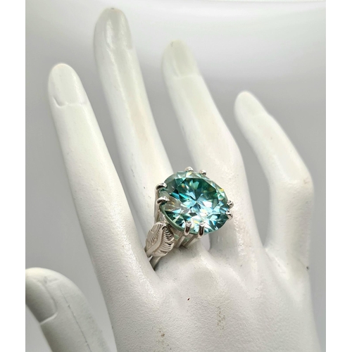 281 - A 21.65ct Blue Moissanite Cocktail Ring set in 925 Silver with Designer Band, Vintage Style. Size P.... 