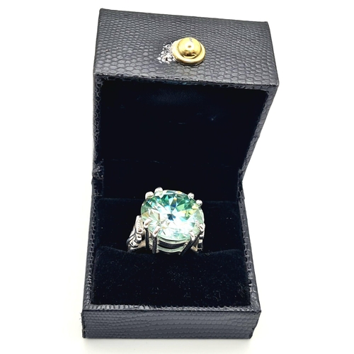 281 - A 21.65ct Blue Moissanite Cocktail Ring set in 925 Silver with Designer Band, Vintage Style. Size P.... 