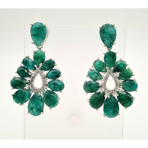 630 - A Pair of Emerald Gemstone Dangler Style Earrings in 925 Silver. 4cm