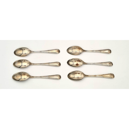 709 - A Set of Six Silver 1938 Sheffield Hallmarked Tea Spoons. Comes in original case. 73g total weight.