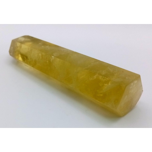 182 - A large natural quartz crystal (Variety: CITRINE, often called lemon quartz) in excellent condition ... 