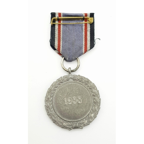 377 - WW2 Luftshutz Medal 2nd Class (Air Raid Defence).