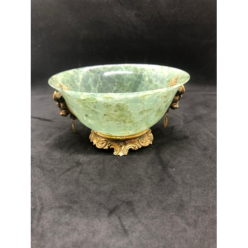 600 - STUNNING RUSSIAN SOLID SILVER SPINACH JADE DIAMOND BOWL.

Stunning bowl with bulls heads either side... 