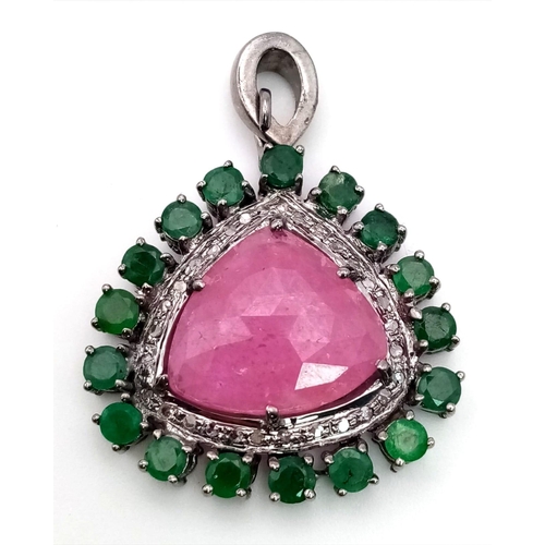 541 - Natural Gemstones Ruby and Emerald Pendant. 12.25cts, Dia-0.35cts.