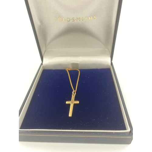 63 - 9 carat GOLD CROSS in classic style mounted on a 9 carat GOLD CHAIN. Full UK hallmark. Presented in ... 