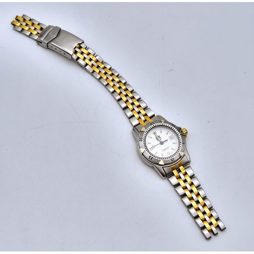 352 - A Ladies Tag Heuer 200M Professional Watch. Needs a battery and pin in strap so a/f. Case - 25mm. Re... 