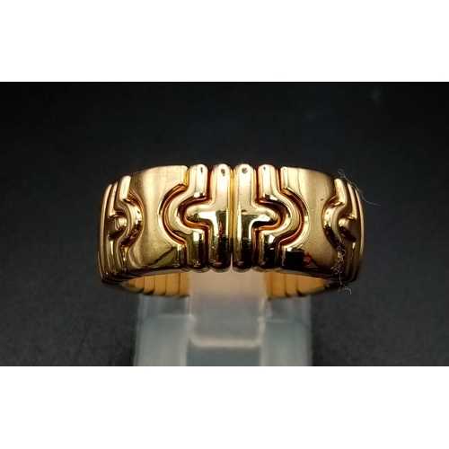 612 - Vintage Bulgari Parentesi 18 carat yellow gold ring. This is a stunning piece as it has a slight fle... 