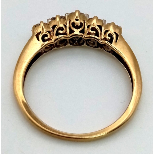 473 - A9 K yellow gold ring with five diamonds (0.30 carats). Ring size: O, weight: 1.9 g.