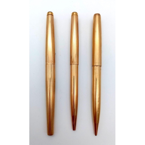 115 - A Vintage Set of Three Gilded Parker Pens: Ballpoint, Fountain and Pencil. Comes in original Parker ... 