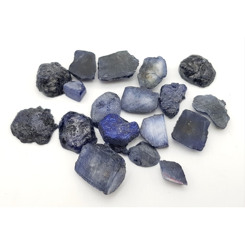 492 - 249.95 Ct Rough Blue Sapphire Lot.