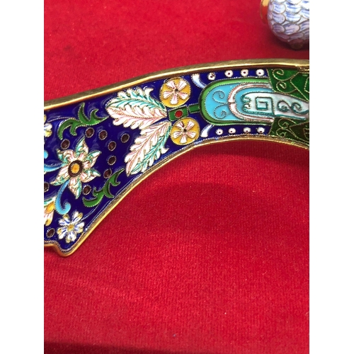 1264 - Russian silver enamel large bird kovsh 
Weight 208.8 grams 
Length 18.5cm
Height top of tail 10.2cm
... 