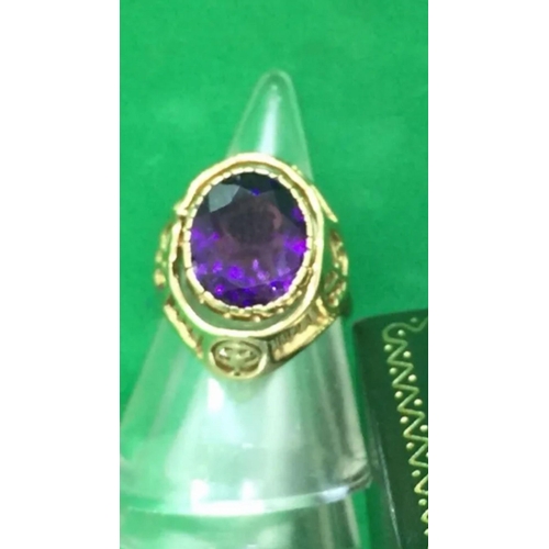 493 - A Antique Novelty Rare 14k solid Yellow Gold Spinning or Reversible Coral Amethyst Ring.

2 in 1 RIN... 