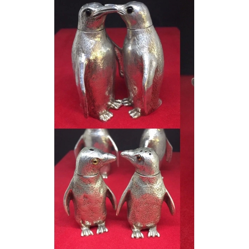 82 - Magnificent solid silver penguin mustard pot set William Comyns, London 1961. 
ELIZABETH II SILVER N... 