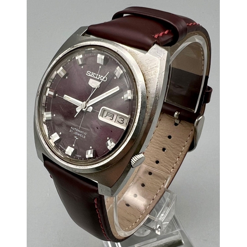 205 - A Rare Seiko 5 Burgundy Dial Automatic Gents Watch. Burgundy leather strap. Case - 35mm. Good condit... 