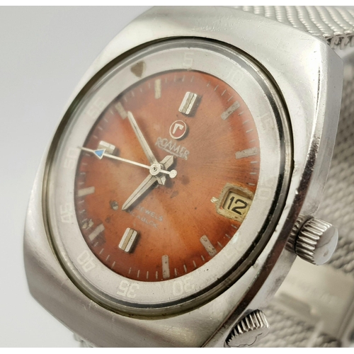 87 - A Rare Vintage Roamer Stingray Automatic Watch. Stainless steel strap and case - 38mm. Gold orange d... 