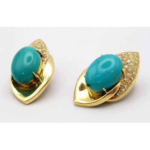 12 - A SUPERB PAIR OF 18K GOLD DIAMOND AND TURQUOISE CLIP EARRINGS.  18.7gms   0.60ct