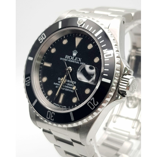 171 - A ROLEX SUB-MARINER WITH BLACK FACE AND MATCHING BEZEL, GOOD CONDITION    40mm