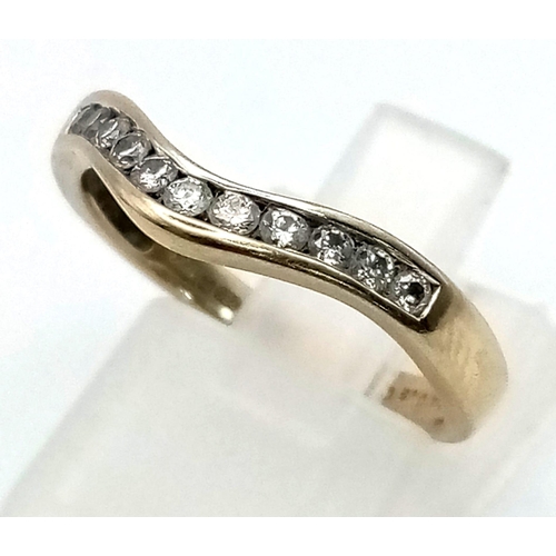 241 - 18K WHITE GOLD DIAMOND SET CURVED BAND RING WITH APPROX 0.20CT DIAMOND, WEIGHT 2.4G SIZE M