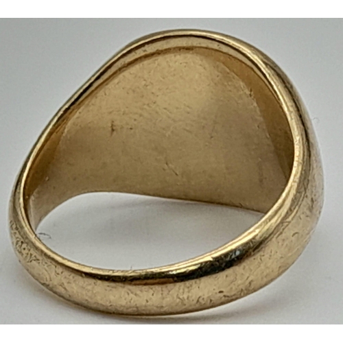 249 - 9K YELLOW GOLD VINTAGE SEAL SIGNET RING, WEIGHT 5.5G SIZE H