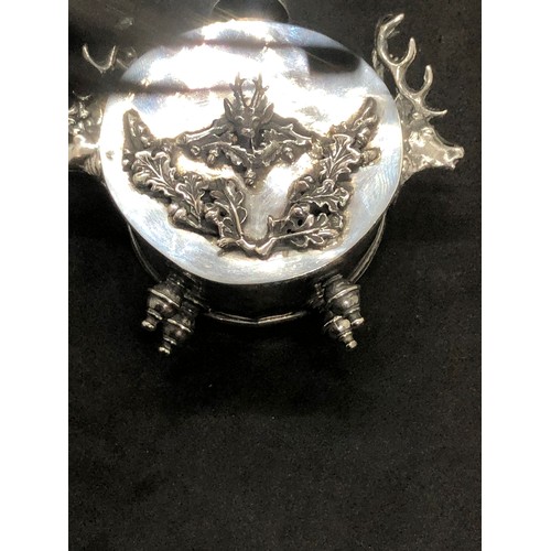 66 - Russian Antique unusual silver stag/spice box 

Rare and very unusual item which would have sat in a... 