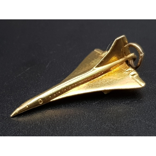 726 - 9K YELLOW GOLD CONCORDE CHARM 1.9G