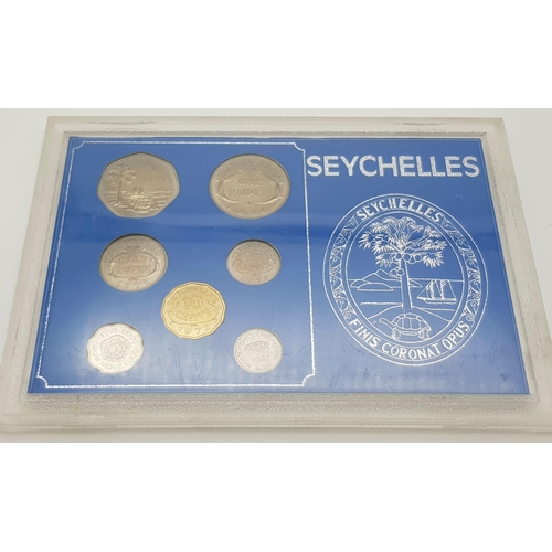 1047 - A 1972 Seychelles and a 1968 New Zealand Proof Set of Coins.