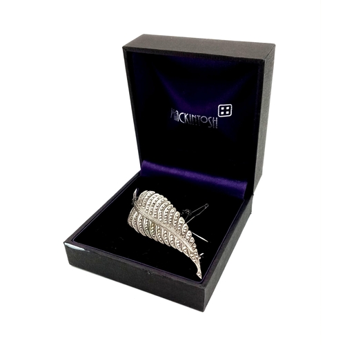 819 - A Beautiful Silver and Marcasite Feather Brooch. 7.5cm. 10.77g