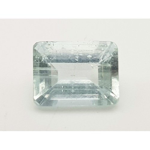 844 - 1.61ct Aquamarine Rectangular AAA with  UGL USA American Appraisal Report.