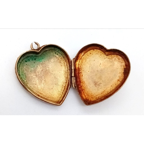 534 - A Vintage 9K Yellow Gold Heart Locket. 2cm. 2.66g