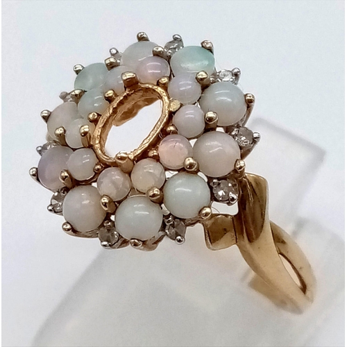 517 - A Vintage 9K Yellow Gold Opal Cluster Ring. Size Q. 2.72g total weight.