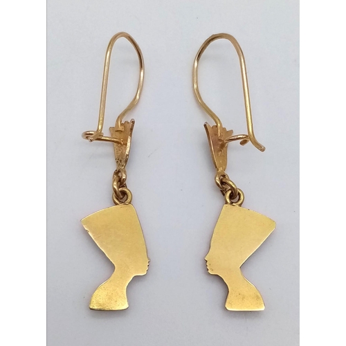 520 - A Pair of 9K Yellow Gold and Enamel Egyptian Themed Drop Earring. 2cm. 4g total weight.