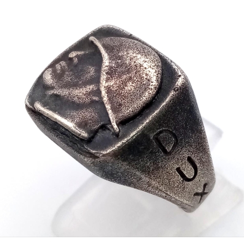 390 - A WW2 Italian Fascist “Mussolini” Silver Ring UK Size U, US Size 10 ¼.