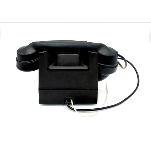 6 - A 1940s English GPO Black Bakelite Phone in Working Order!
Serial marks on handset. 25 x 19cm.