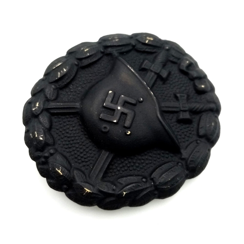 664 - Spanish Civil War Period 1936 Pattern Condor Legion Black (Iron) 3rd Class Wound Badge.