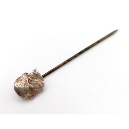 791 - A WW2 Italian Mussolini Head Fascist Stick Pin.