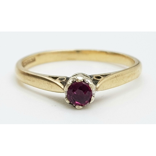 537 - A 9K Yellow Gold Ruby Solitaire Ring. Size N. 1.58g total weight.