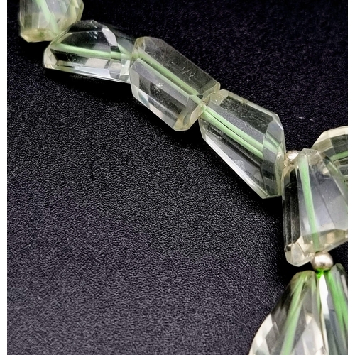 1066 - A 265ct Green Amethyst Gemstone Lariat Style necklace with pendant drop - 4 and 48cm.