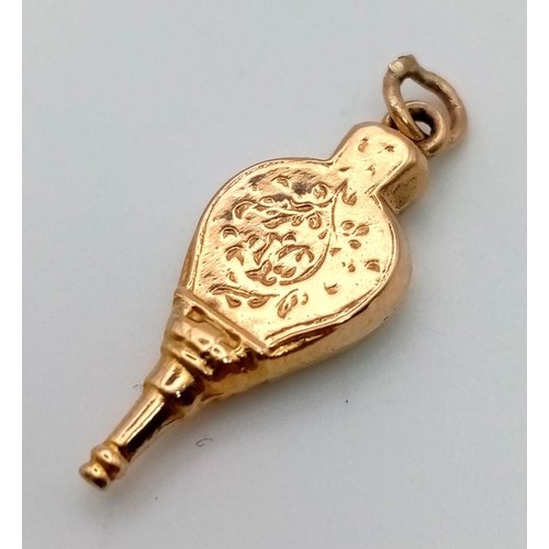 1277 - A 9K Yellow Gold Fireplace Bellows Pendant or Charm. 20mm. 0.66g