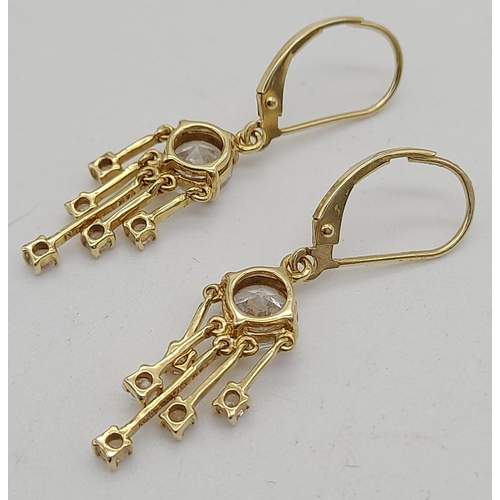 717 - A Pair of 14K Yellow Gold Fancy Chandelier Drop Earrings. 2cm drop. 3.2g total weight.